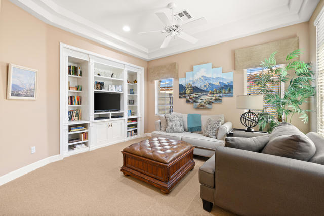77312 Coyote Creek Path, Indian Wells CA: https://media.crmls.org/mediaz/cbeccafe-0387-4af9-abe4-d5b25a7ef046.jpg