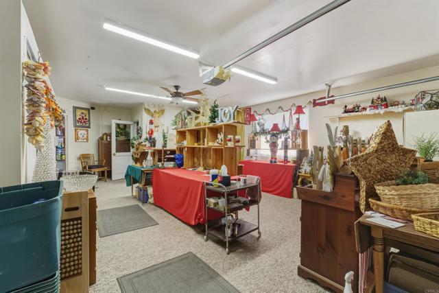 Detail Gallery Image 42 of 58 For 1637 Oak Hill, Escondido,  CA 92027 - 3 Beds | 2 Baths