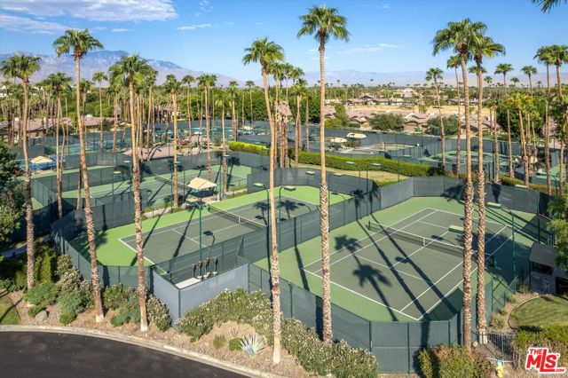 84 Running Springs Drive, Palm Desert CA: https://media.crmls.org/mediaz/cbed6618-3654-4629-a382-9a70a2d623f4.jpg