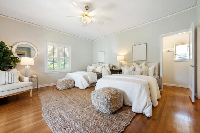 706 Edgewood Road, San Mateo CA: https://media.crmls.org/mediaz/cbee2f7e-fd92-4195-920d-271bd5a96e03.jpg