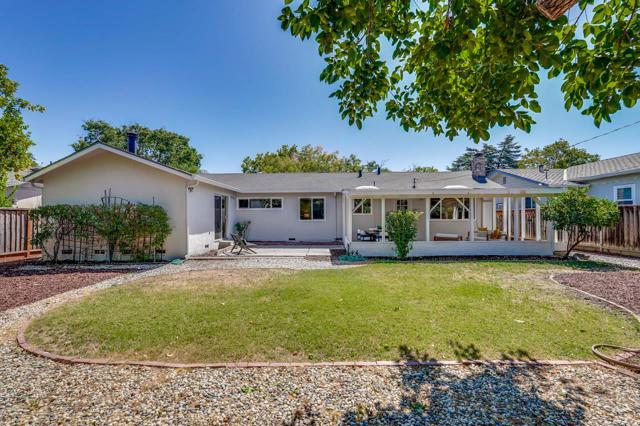 10211 E Estates Drive, Cupertino CA: https://media.crmls.org/mediaz/cbef41f0-ca13-4fe5-9889-4c3b7847b26f.jpg