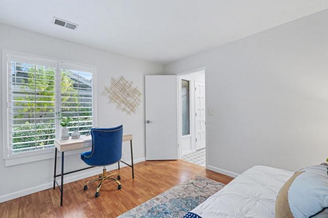 19816 Vineyard Lane, Saratoga CA: https://media.crmls.org/mediaz/cbf0a7fd-c5da-4771-ad57-c152a9fe4e2a.jpg