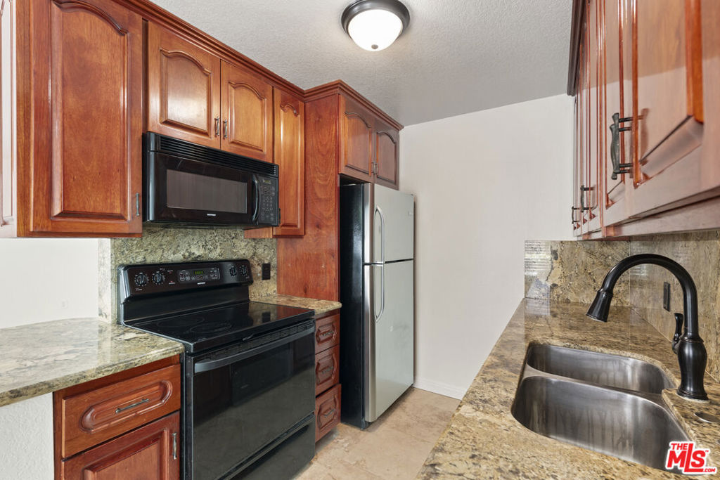 3682 Nile Street - photo 13