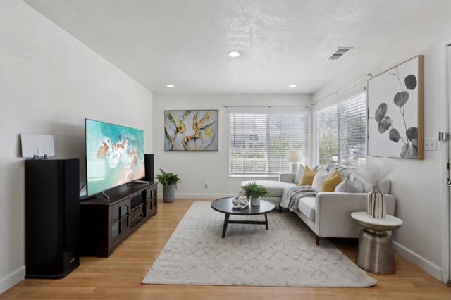 1672 Edsel Drive, Milpitas CA: https://media.crmls.org/mediaz/cbf12e5d-c86d-4846-bba1-df322f421d34.jpg
