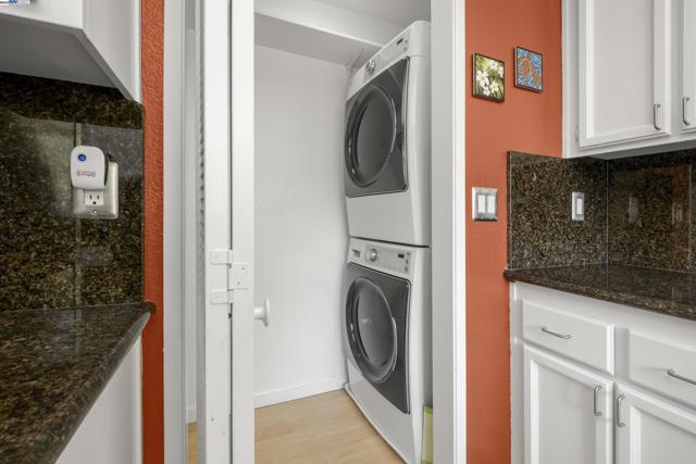 Image 11 of 27 For 2437 Sebastopol Ln  3