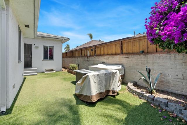 1620 49th St, San Diego CA: https://media.crmls.org/mediaz/cbf1fe42-457d-4f53-a3a3-413a52842d63.jpg