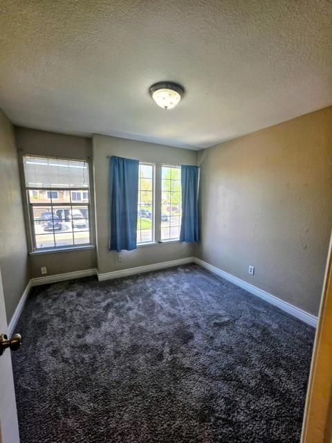 2212 Thurton Drive, Roseville CA: https://media.crmls.org/mediaz/cbf2a4a6-eaf9-43ff-87d4-084750bfbfe4.jpg