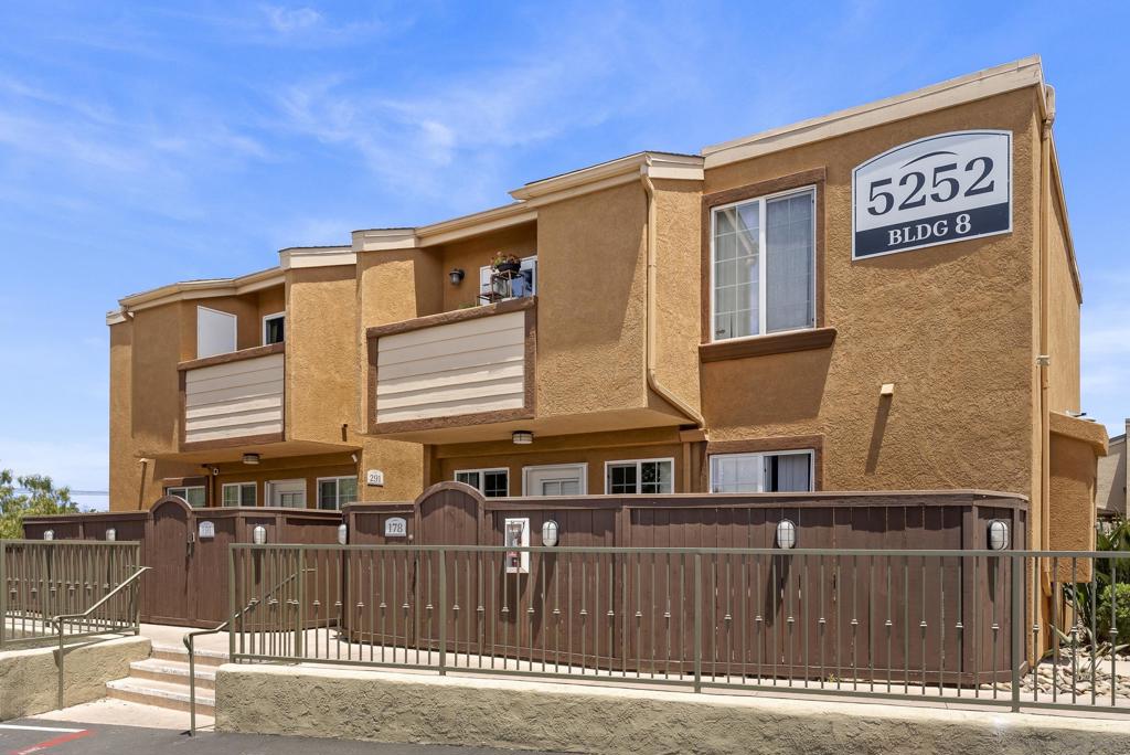 5252 Balboa Arms - photo 2