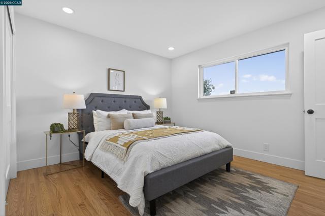 1264 Belfair Dr, Pinole CA: https://media.crmls.org/mediaz/cbf2c6c2-83d7-49b7-b420-f52c1b30b427.jpg