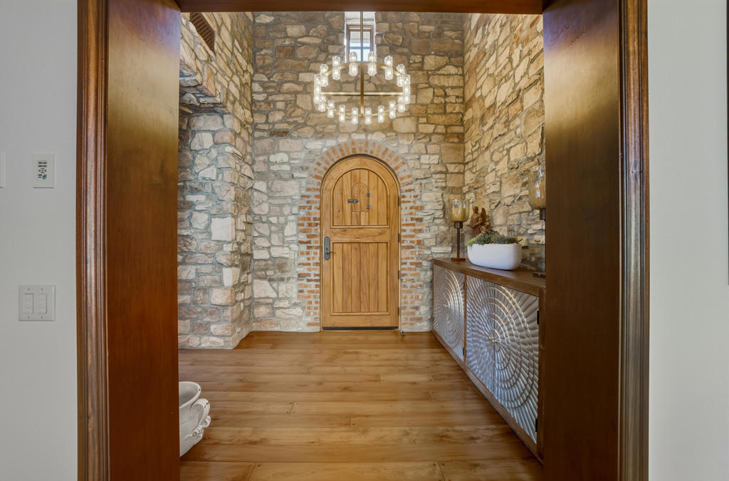 MLS #219139245DA image #15