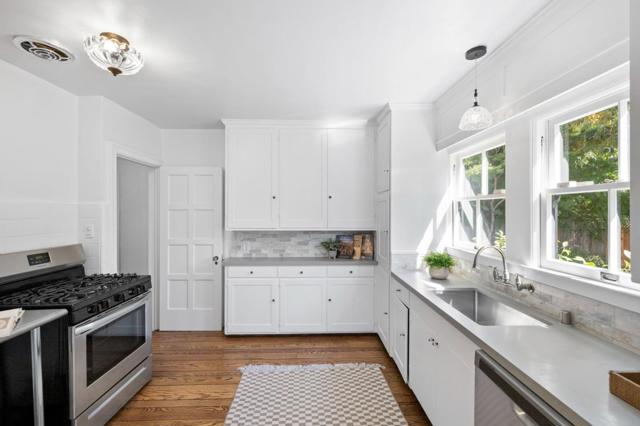48 Turnsworth Avenue, Redwood City CA: https://media.crmls.org/mediaz/cbf37c51-52ba-4ff6-b25a-b8d41f44d658.jpg