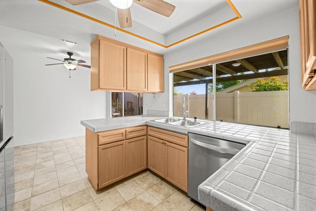 Image 13 of 23 For 1376 Ivy Street