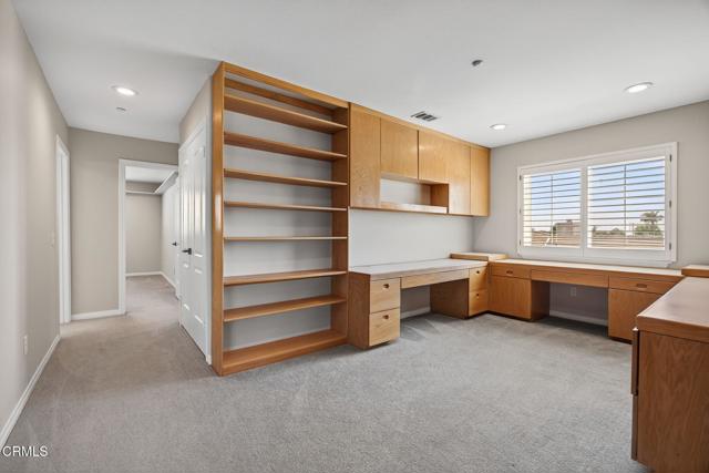 115 Cleveland Court, Ventura CA: https://media.crmls.org/mediaz/cbf43d68-d059-4f6f-91d0-1f2750a6baef.jpg