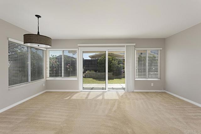 Detail Gallery Image 13 of 34 For 11123 Pisces Way, San Diego,  CA 92126 - 4 Beds | 2 Baths
