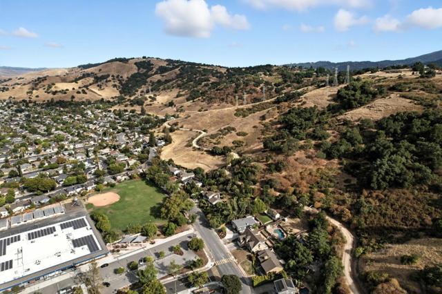 6270 Blossom Avenue, San Jose CA: https://media.crmls.org/mediaz/cbf5280a-3c75-4b37-bd13-c4cf5b6b74d7.jpg