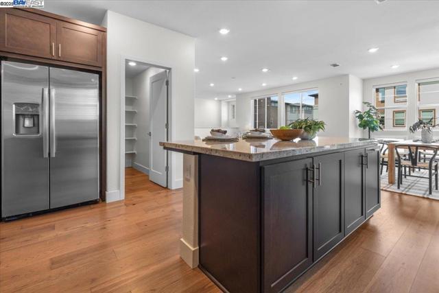 5700 Greige Cir, Dublin CA: https://media.crmls.org/mediaz/cbf67f28-869c-4c1e-8ac0-fa3570e2b3b6.jpg