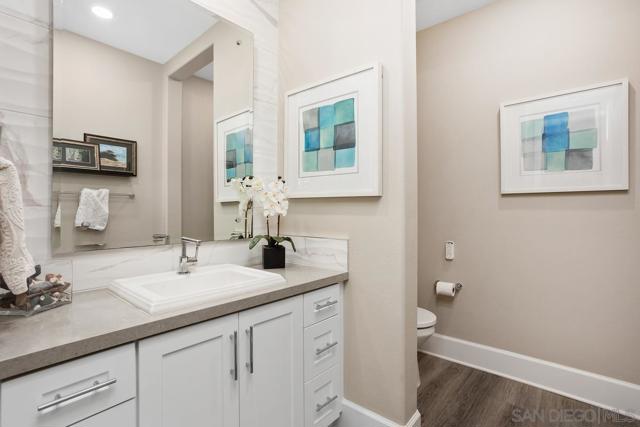 8416 Hidden Cove Way, San Diego CA: https://media.crmls.org/mediaz/cbf69674-8aa3-4a6d-b66f-855b6a643f52.jpg