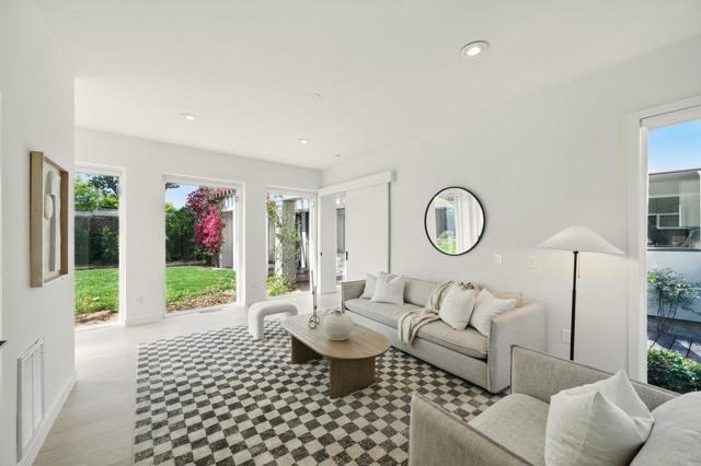 502 Palm Avenue, Los Altos CA: https://media.crmls.org/mediaz/cbf7aa5d-5046-44fa-a06c-f37f0bd63c5a.jpg