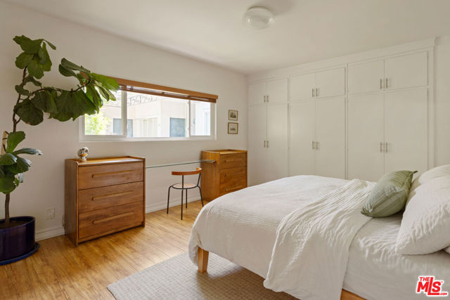 2 Bed Home for Sale in Los Angeles, California