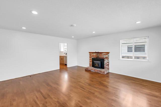 123 Surfside Avenue, Santa Cruz CA: https://media.crmls.org/mediaz/cbf94a3e-6fff-4803-9d0b-c138776fee24.jpg