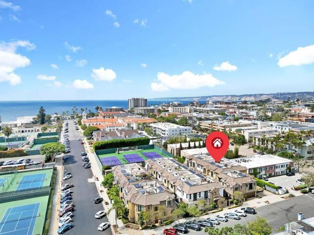 726 Silver Street, La Jolla CA: https://media.crmls.org/mediaz/cbf9aff7-7405-4f30-ad52-05cfd41de699.jpg