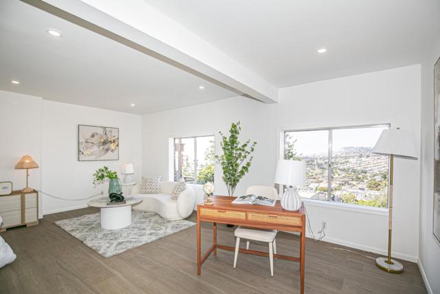 224 Shields Street, San Francisco CA: https://media.crmls.org/mediaz/cbfae538-6a63-40d2-af63-38b7ad1cfdd5.jpg