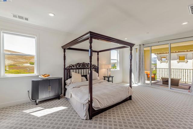 258 Goldfield Pl, San Ramon CA: https://media.crmls.org/mediaz/cbfb7fa7-ce6b-4d54-8641-694418ab874c.jpg