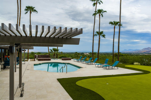 855 W Coronado Avenue, Palm Springs, CA 92262