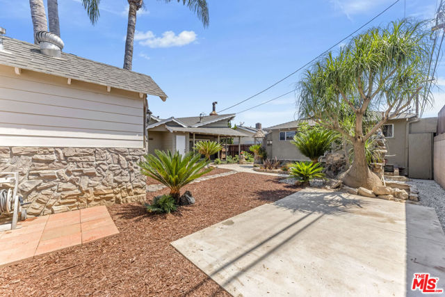 10206 Van Ruiten Street, Bellflower, California 90706, 3 Bedrooms Bedrooms, ,2 BathroomsBathrooms,Single Family Residence,For Sale,Van Ruiten,24421377