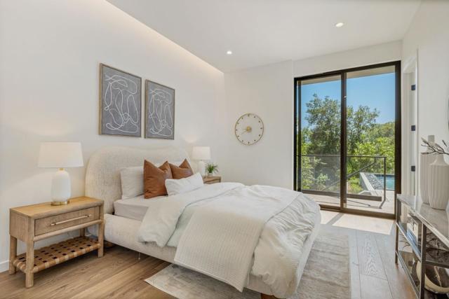 25251 La Rena Lane, Los Altos Hills CA: https://media.crmls.org/mediaz/cbfc66dd-a536-4ec7-9332-a7574ab51b2b.jpg