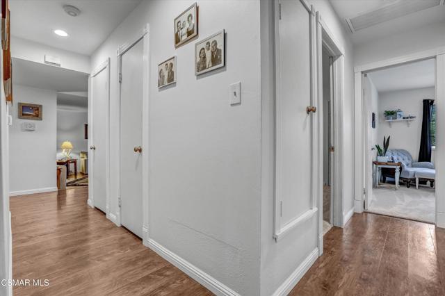 103 W Janss Road, Thousand Oaks CA: https://media.crmls.org/mediaz/cbfcff57-c895-47f1-b5b4-025e85b15193.jpg