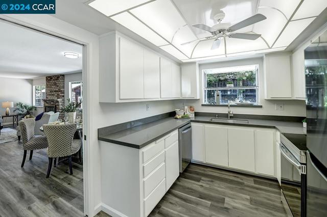 Image 28 of 58 For 640 Keith Court