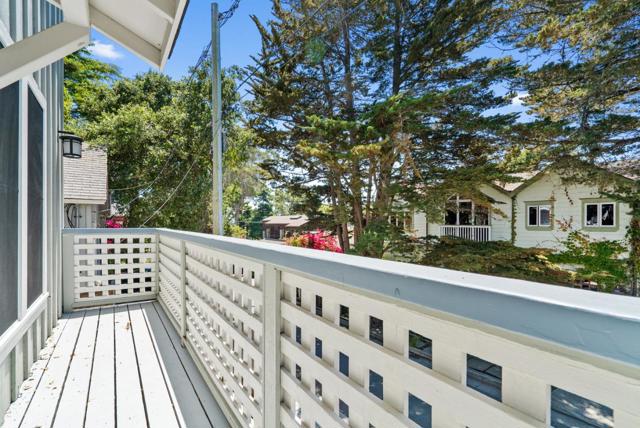 214 Brook Avenue, Santa Cruz CA: https://media.crmls.org/mediaz/cc006161-fa2c-483a-b1d8-ac99efceee3e.jpg