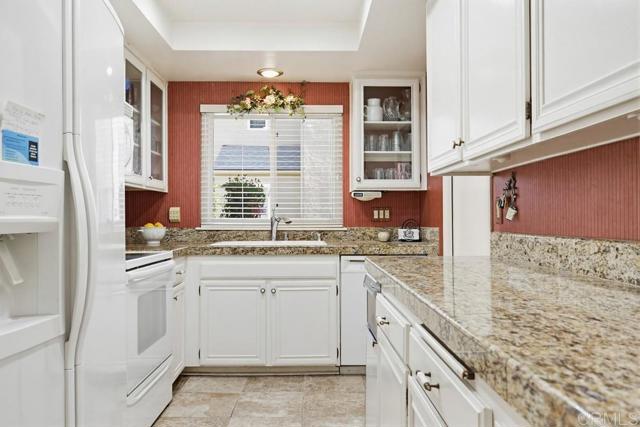 Detail Gallery Image 10 of 38 For 23653 Country Villa Rd, Ramona,  CA 92065 - 3 Beds | 2/1 Baths