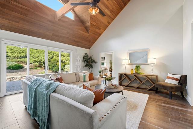 Detail Gallery Image 17 of 42 For 2234 Mira Sol Dr, Vista,  CA 92084 - 4 Beds | 3 Baths