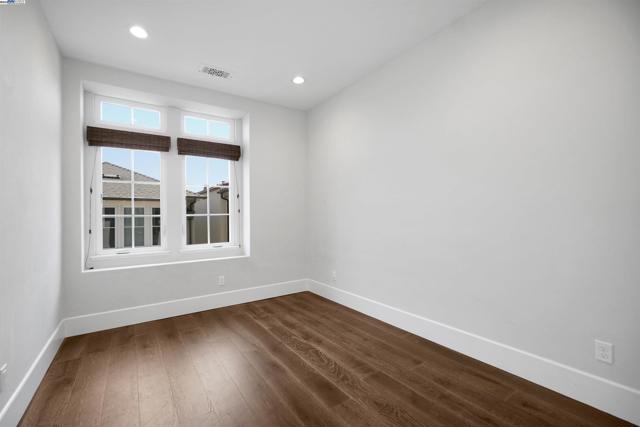 184 Stevenson Blvd, Fremont CA: https://media.crmls.org/mediaz/cc02d6ca-acce-4afd-b0a6-e8d737b0b1b1.jpg