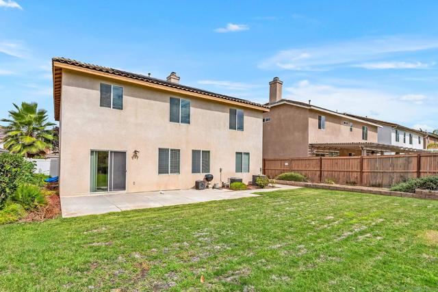29213 Broken Arrow, Murrieta CA: https://media.crmls.org/mediaz/cc0361ff-6ab5-4142-876f-930faf913fbe.jpg