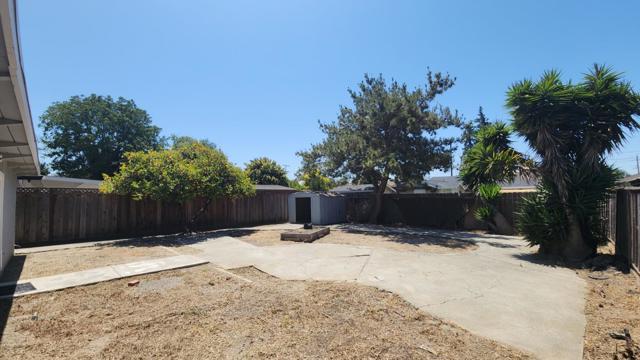 37109 Dondero Way, Fremont CA: https://media.crmls.org/mediaz/cc0409fb-d691-4fb3-97d1-fc984fd47b27.jpg