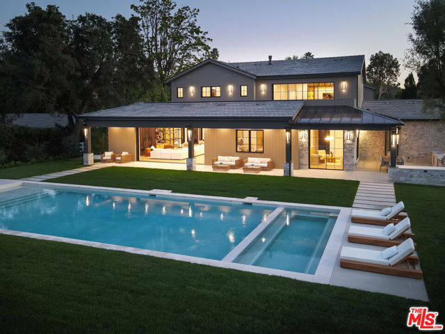 23615 Long Valley Road, Hidden Hills CA: https://media.crmls.org/mediaz/cc044281-09af-4e4d-abfe-d2387a2b4158.jpg