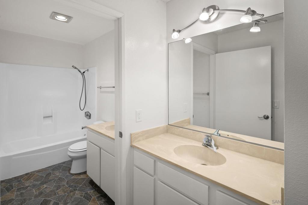 6064 Rancho Mission Rd - photo 20