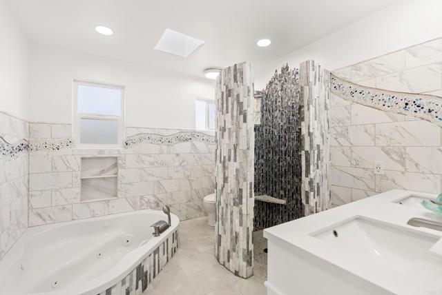 12405 Royal Rd, El Cajon CA: https://media.crmls.org/mediaz/cc068d0d-3976-47b8-8ecd-485181fda8eb.jpg
