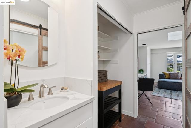 16 Muir Way, Berkeley CA: https://media.crmls.org/mediaz/cc0715aa-86e8-43cc-b7e2-e6ea4f07ba81.jpg