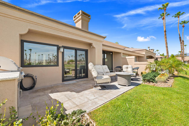 76064 Honeysuckle Drive, Palm Desert, CA 92211