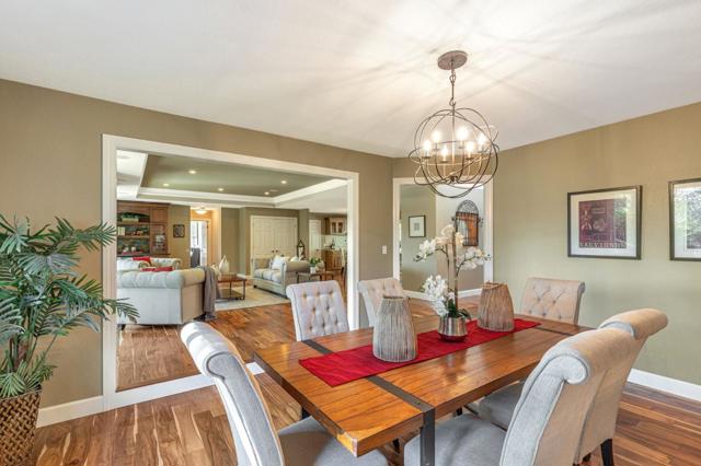 10260 Lucky Court, Gilroy CA: https://media.crmls.org/mediaz/cc077dd6-d1fd-461d-95d3-bb7f595e6367.jpg