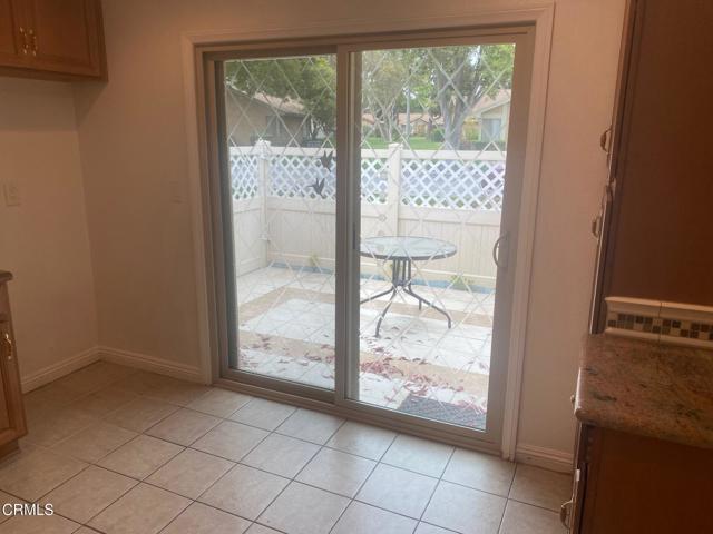 15103 15103 Village 15, Camarillo CA: https://media.crmls.org/mediaz/cc079b00-7371-4124-91ea-b1535ee3c6ef.jpg