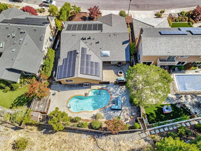 1741 Los Altos Drive, San Mateo CA: https://media.crmls.org/mediaz/cc08863e-2b48-4707-a81d-934eedc56ffb.jpg