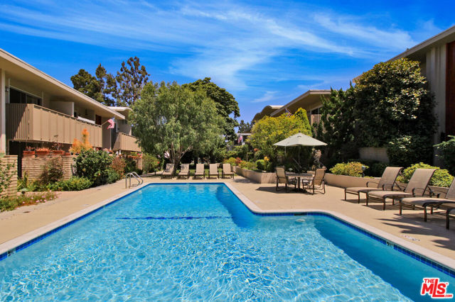 4748 La Villa Marina, D photo 5