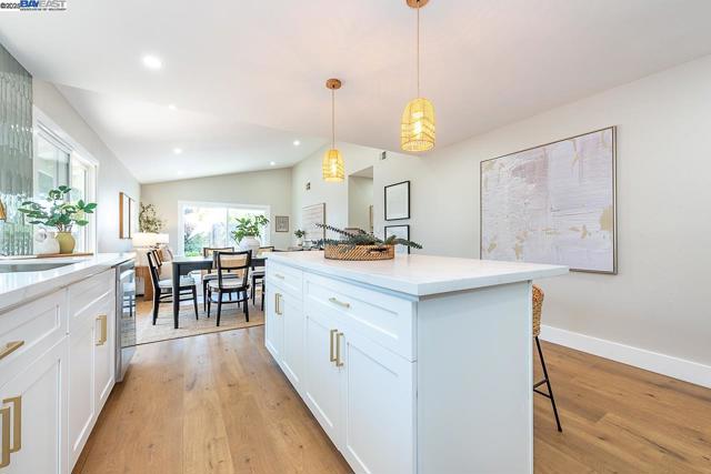 Image 18 of 54 For 32996 Soquel St