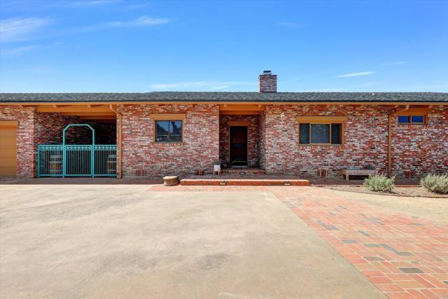 29481 Miller Road, Valley Center CA: https://media.crmls.org/mediaz/cc0b8407-20a1-42c6-9fd4-39eb4f046c9a.jpg