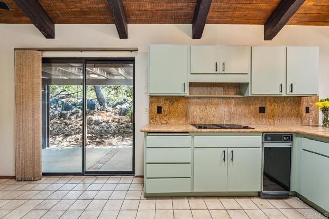 Detail Gallery Image 19 of 67 For 24903 Oakana Rd, Ramona,  CA 92065 - 3 Beds | 2/1 Baths